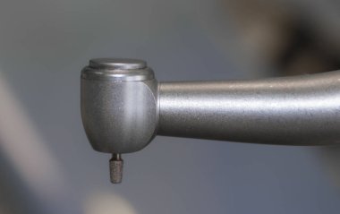 Diş teli. Stomatolojik aletler. Sığ alan derinliği.