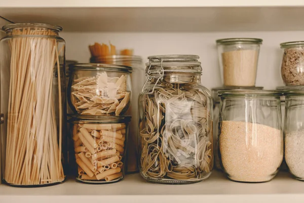 Organização Armazenamento Cozinha Sem Desperdício Sem Plástico Massa Grãos Frascos — Fotografia de Stock