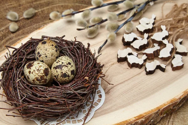 Quail Eggs Nest Wooden Hares Pussy Willow Branches Buds Wooden — Stok fotoğraf