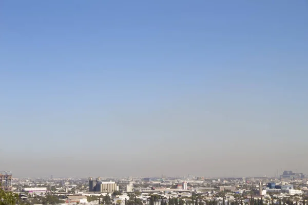 Vista do progresso na poluição na cidade de Monterrey México — Fotografia de Stock