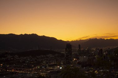 Monterrey Meksika 'da gün batımı manzarası