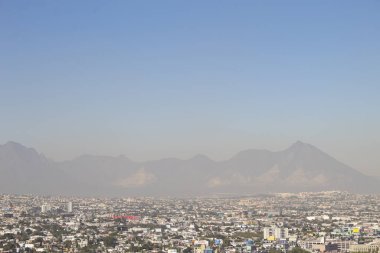 Monterrey Mexico kentindeki kirlilikte kaydedilen ilerlemenin görüntüsü