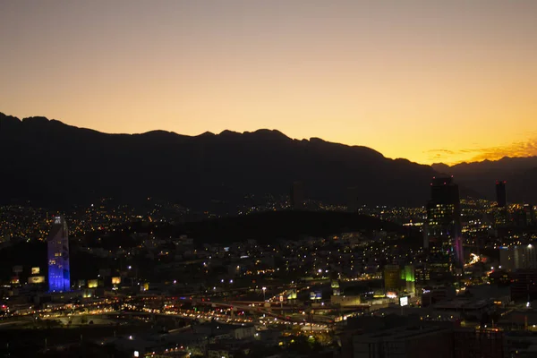 Vista del atardecer en Monterrey México —  Fotos de Stock