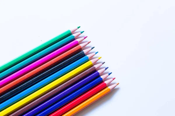 배경에 분리되어 색연필 — 스톡 사진