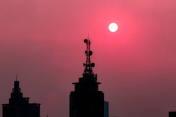 Pôr Sol Rosa Sobre Cidade China — Fotografia de Stock