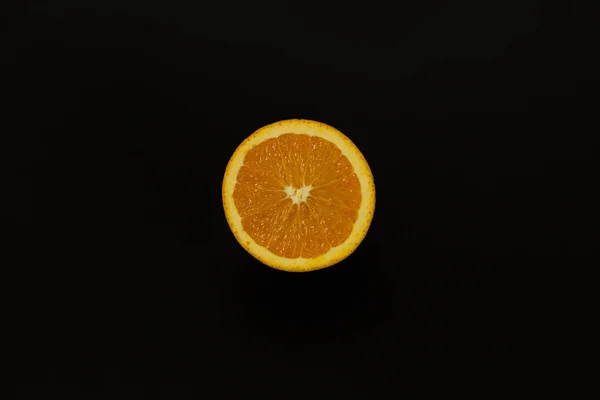 Pomeranč Černém Pozadí — Stock fotografie
