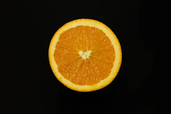 Naranja Sobre Fondo Negro —  Fotos de Stock