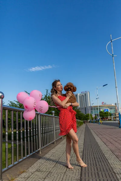 Portrait Girl Pink Balloons — Stockfoto