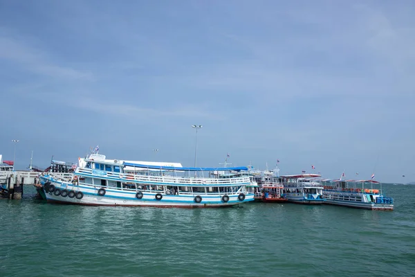 Bali Hai Pattaya Septiembre Puerto Barco Día Del Cielo Azul — Foto de Stock