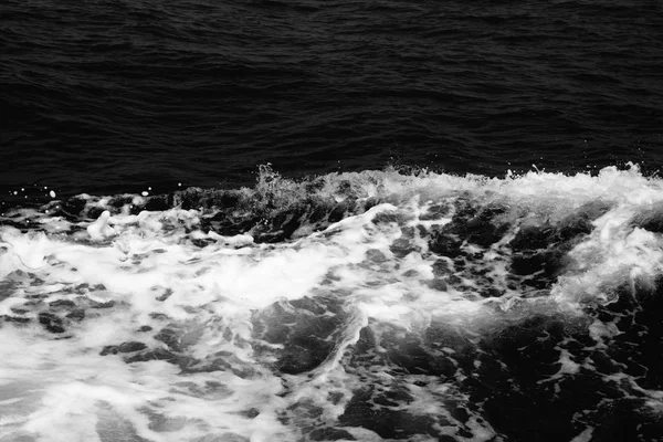 Море Волны Волна Вызванная Круизным Судном — стоковое фото