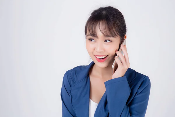 Retrato bonito jovem asiático mulher de negócios confiante falando — Fotografia de Stock