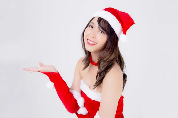 Piękny portret młoda azjatycka kobieta Santa kostium przedstawiamy em — Zdjęcie stockowe