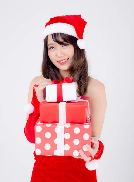 Bello ritratto giovane asiatico donna felice holding lotto di regalo b — Foto Stock