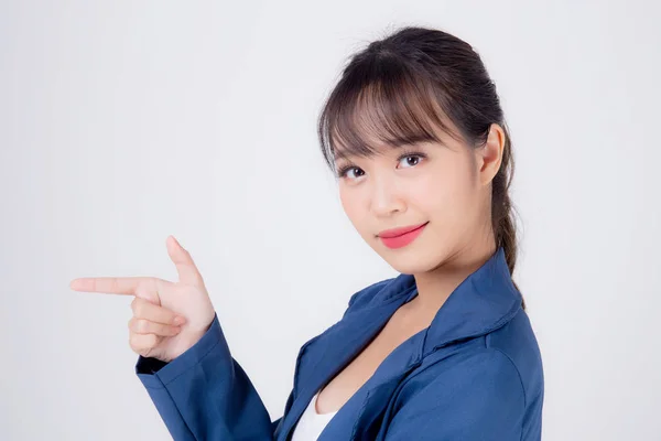 Bela retrato jovem negócio asiático mulher de pé presentin — Fotografia de Stock