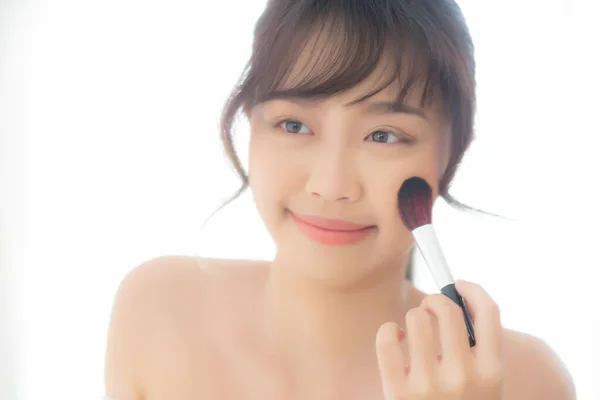 Retrato Beleza Jovem Mulher Asiática Sorriso Com Rosto Olhando Espelho — Fotografia de Stock