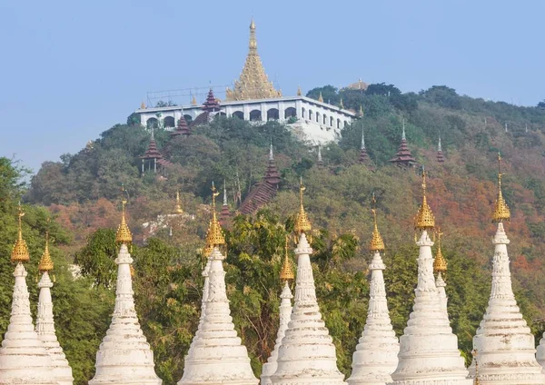 Sutaungpyai tempel på Mandalay Hill, Myanmar — Stockfoto