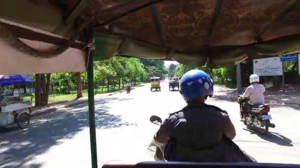 Siem Reap carretera de la ciudad — Vídeo de stock