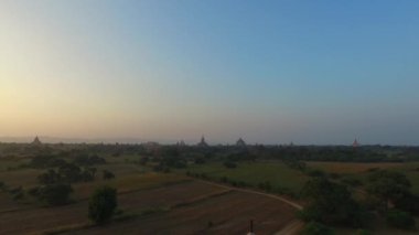 gün batımı Bagan, Myanmar