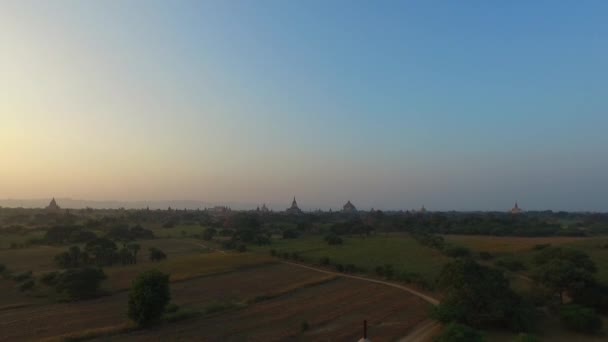 Západ slunce v Bagani, myanmar — Stock video