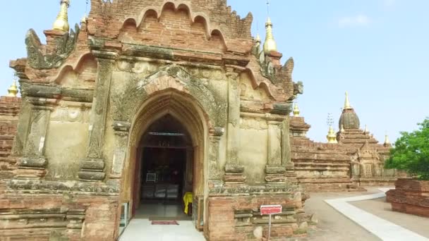 Myanmar, Dhamma ya Zi ka Pagoda in Bagan — Stockvideo