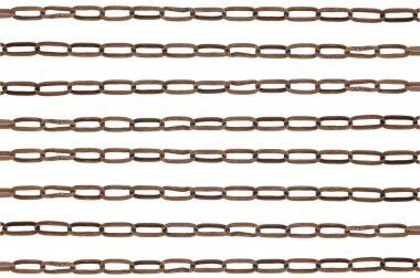 Eski paslı zincir. Beyaz bir arkaplanda izole edilmiş.