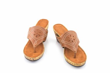 Kahverengi kadının ayakkabı.