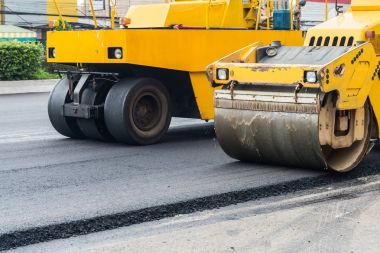 Çalışma yol silindirleri.