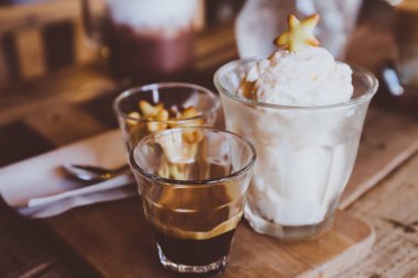 Kahve Affogato, Espresso kahve.