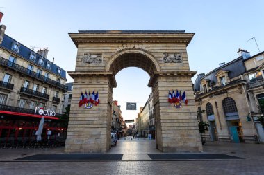 Guillaume kapısı Darcy Meydanı Dijon, Burgundy, Fransa.