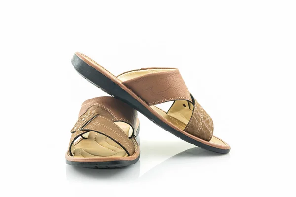 Brązowe skórzane sandały mężczyźni lub flip flop buty. — Zdjęcie stockowe