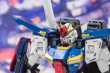 Gundam ölçekli plastik modeller.