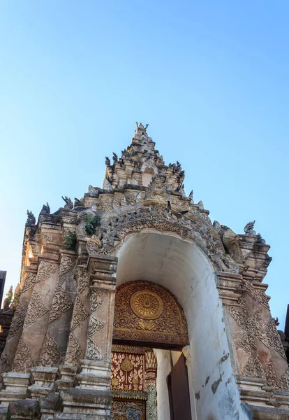 Wat Prathat Lampang Luang temple. — Stock Photo, Image