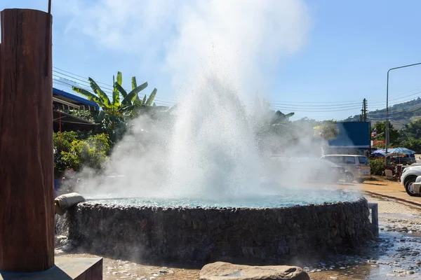 Mae Khachan Hot Spring at Mae Chedi. — Stock Photo, Image