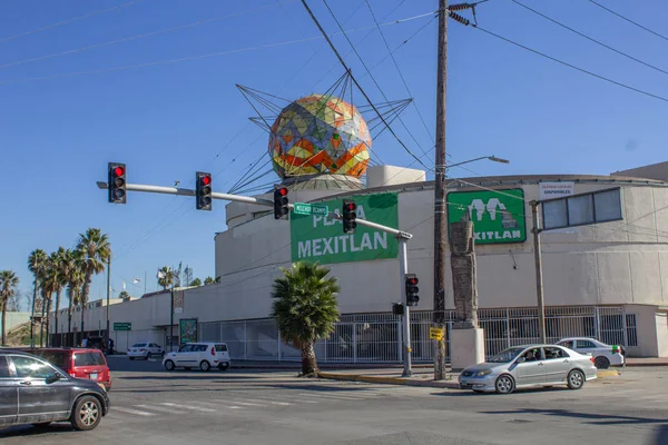 Tijuana Baja California, México - 18 de janeiro de 2020. Mexitlan em Tijuana foi um dos museus mais importantes de todo o México, atualmente está abandonado — Fotografia de Stock