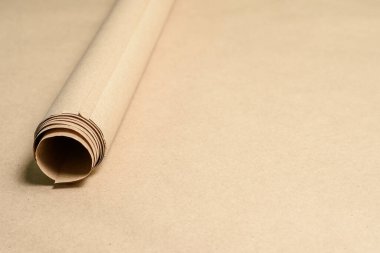Kraft kağıt rulo Kraft kağıt arka planda. Eko kağıt. Geri dönüşümlü, ekolojik. Metin için yer