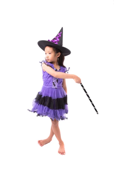 Kis, elszigetelt fehér background, Halloween boszorkány lány jelmez — Stock Fotó