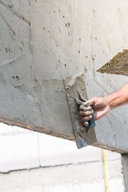 Duvar inşa etmek inşaat mason beton sıvama