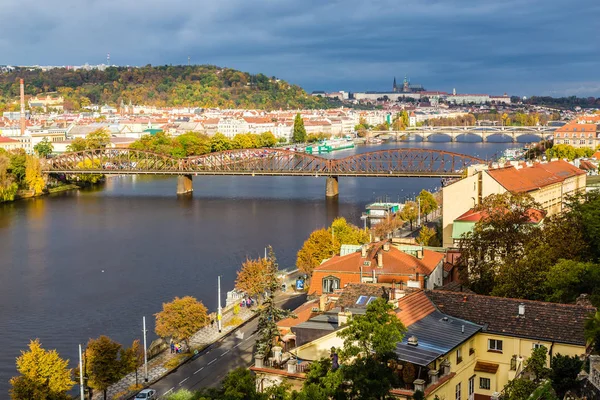 Rivière Vltava Et Château De Prague-Prague, République Tchèque . — Photo