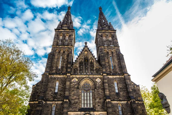 St.Peter en Paul basiliek - Praag, Tsjechië — Stockfoto