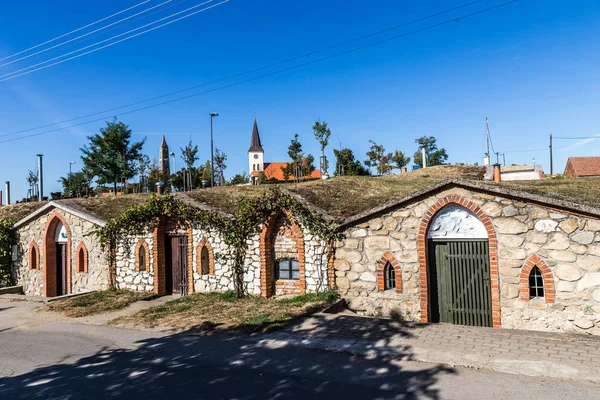 Caves de vinho tradicionais - Vrbice, República Checa — Fotografia de Stock