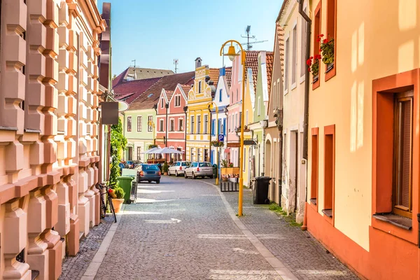Färgglada byggnader - Trebon, Tjeckien, Europa — Stockfoto