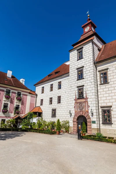 Trebon vár - Trebon, Cseh Köztársaság — Stock Fotó