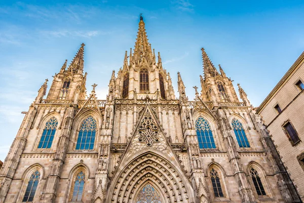 ゴシック様式の大聖堂 - バルセロナ, カタロニア, スペイン — ストック写真