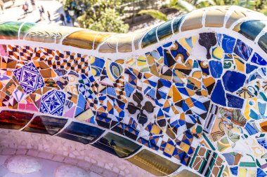 Mozaik tezgah - Park Guell, Barcelona, İspanya