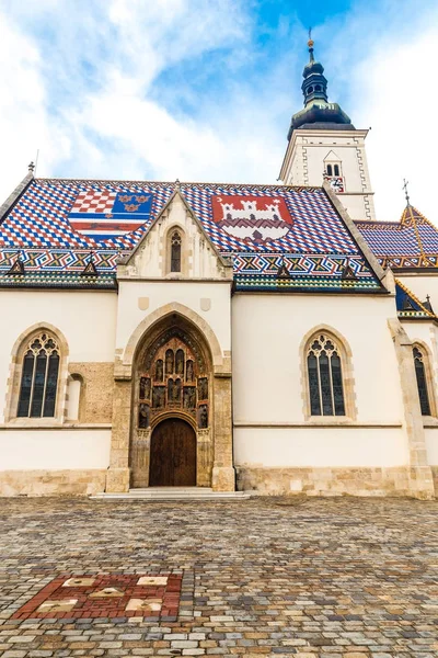 Iglesia de San Marcos - Zagreb, Croacia — Foto de Stock