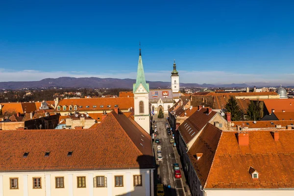 St.Mark och grekisk-katolska kyrkor-Zagreb, Kroatien — Stockfoto