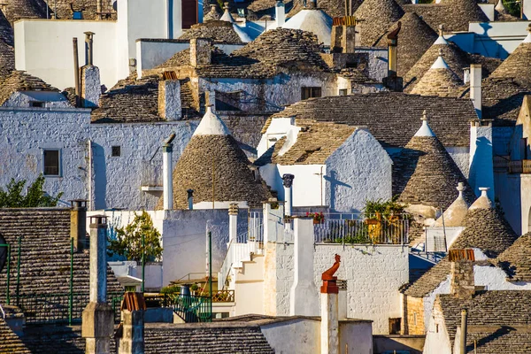 Alberobello met Trulli huizen - Apulië, Italië — Stockfoto