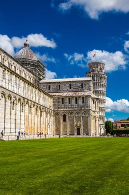 Katedral ve Leaning Tower - Pisa, İtalya