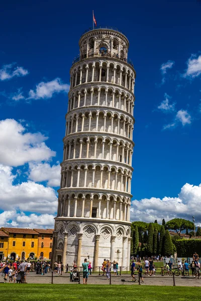 A Torre Inclinada de Pisa - Pisa, Itália — Fotografia de Stock