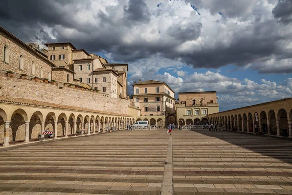 Lower Plaza of Saint Francis - Assisi, Italia — Foto Stock